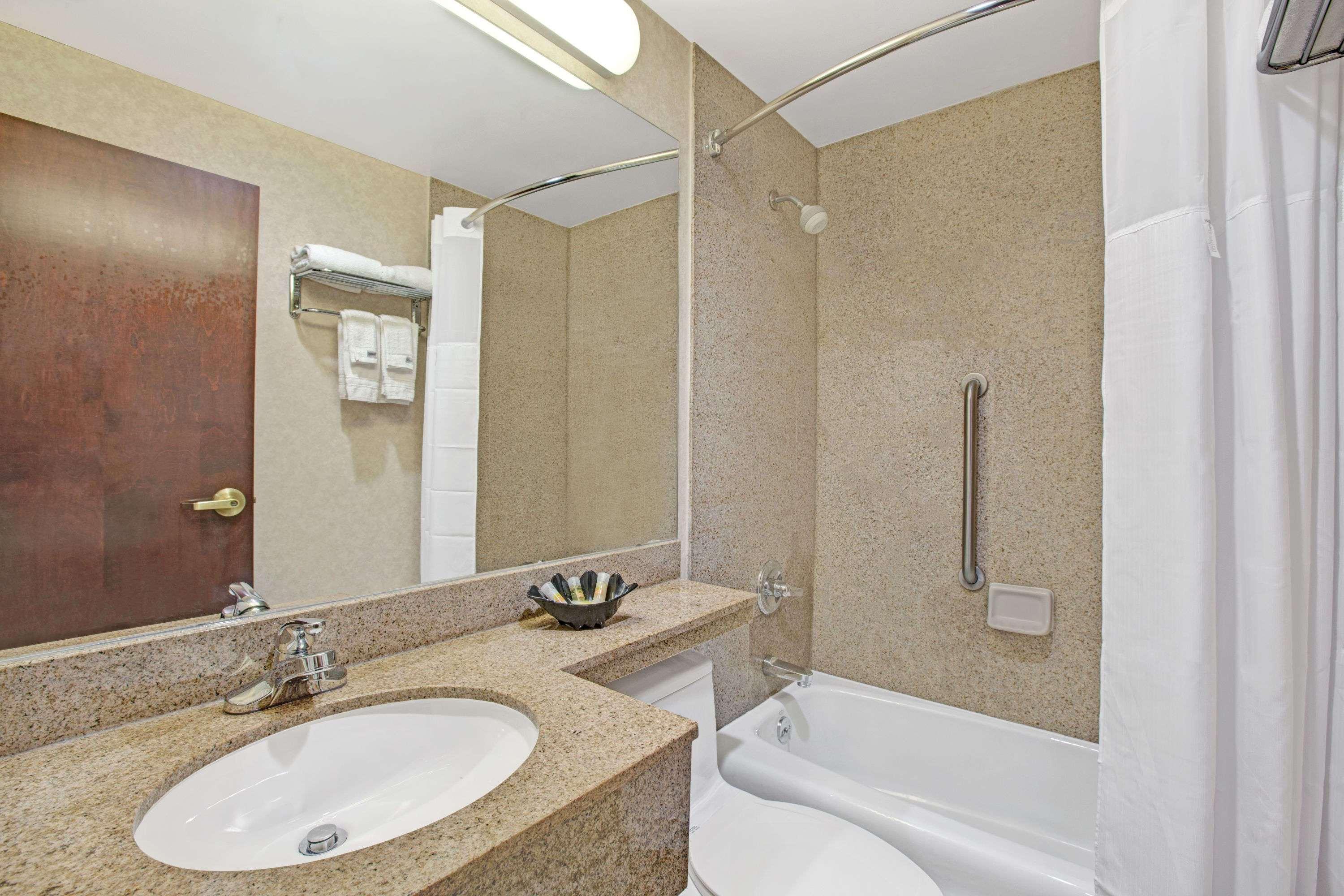 Days By Wyndham Jamaica / Jfk Airport Hotel 3*