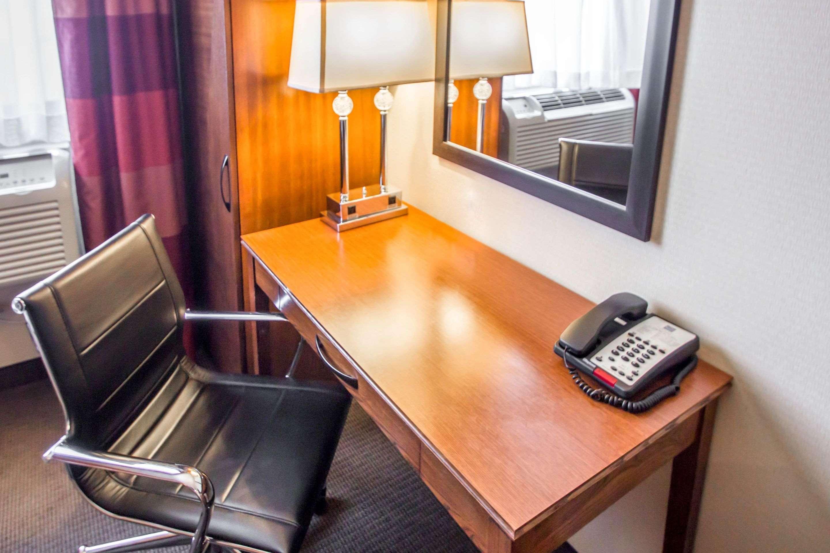 Sleep Long Island - Manhattan View 3* New York