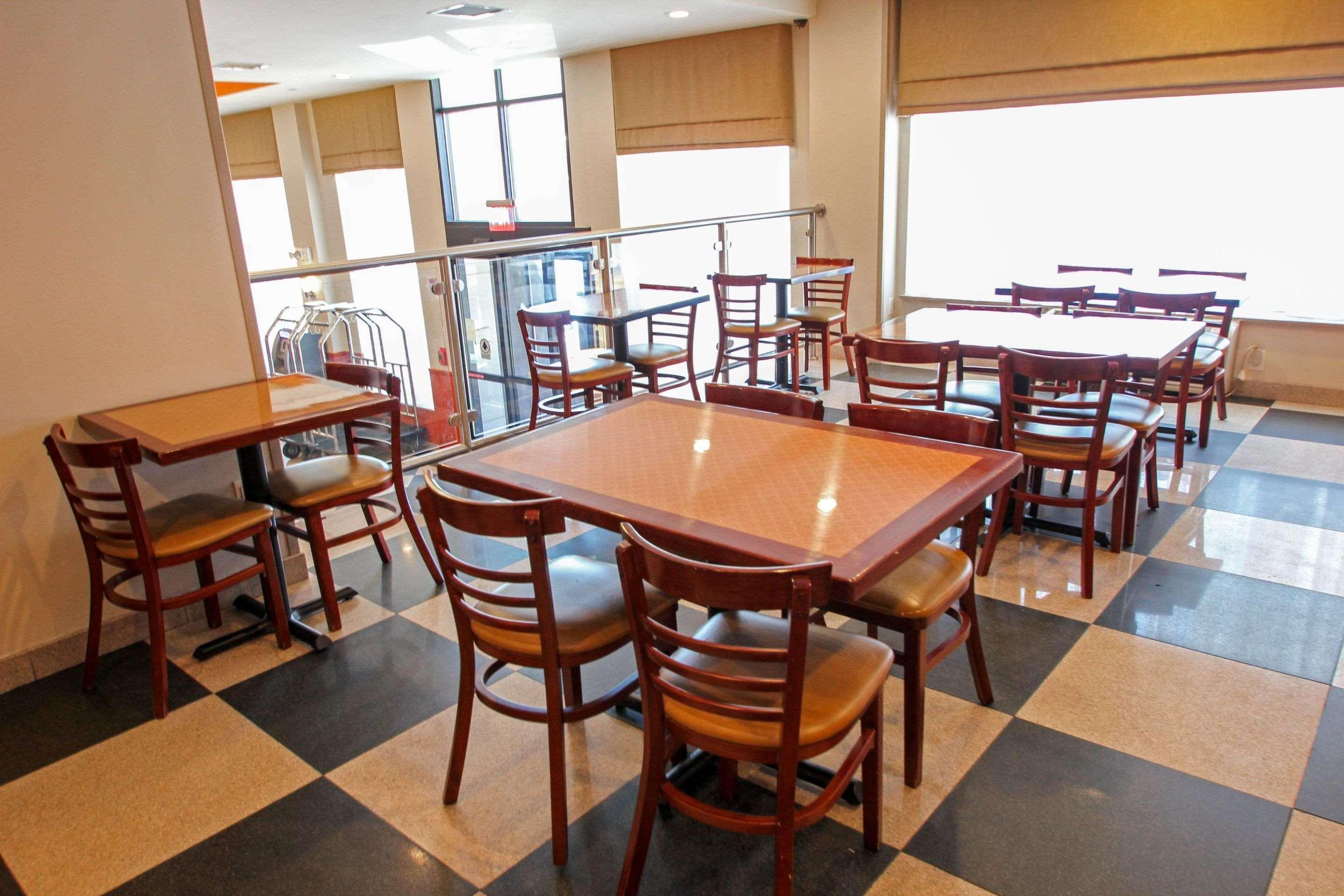 Sleep Long Island - Manhattan View Hotel New York