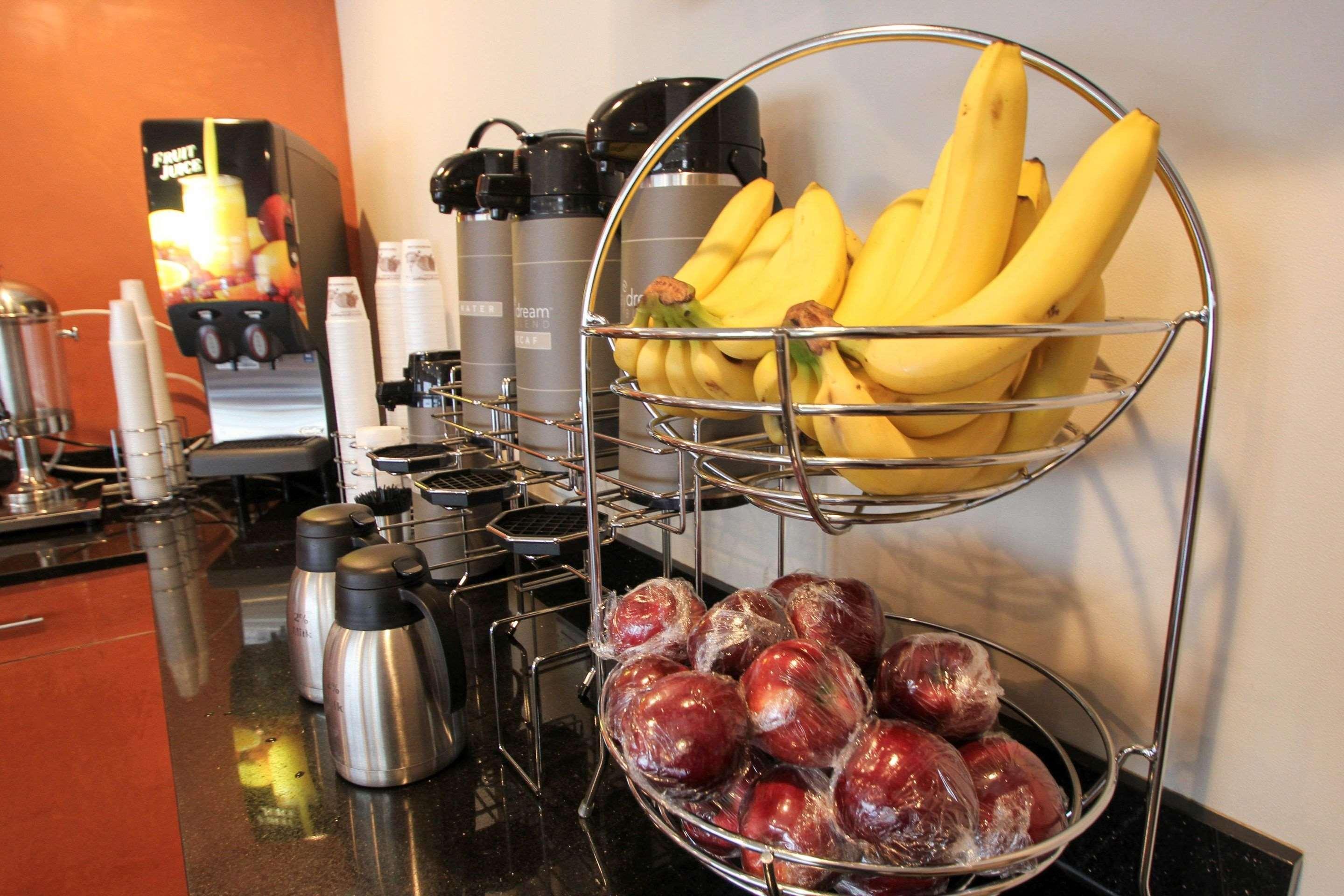 Hotel Sleep Long Island - Manhattan View