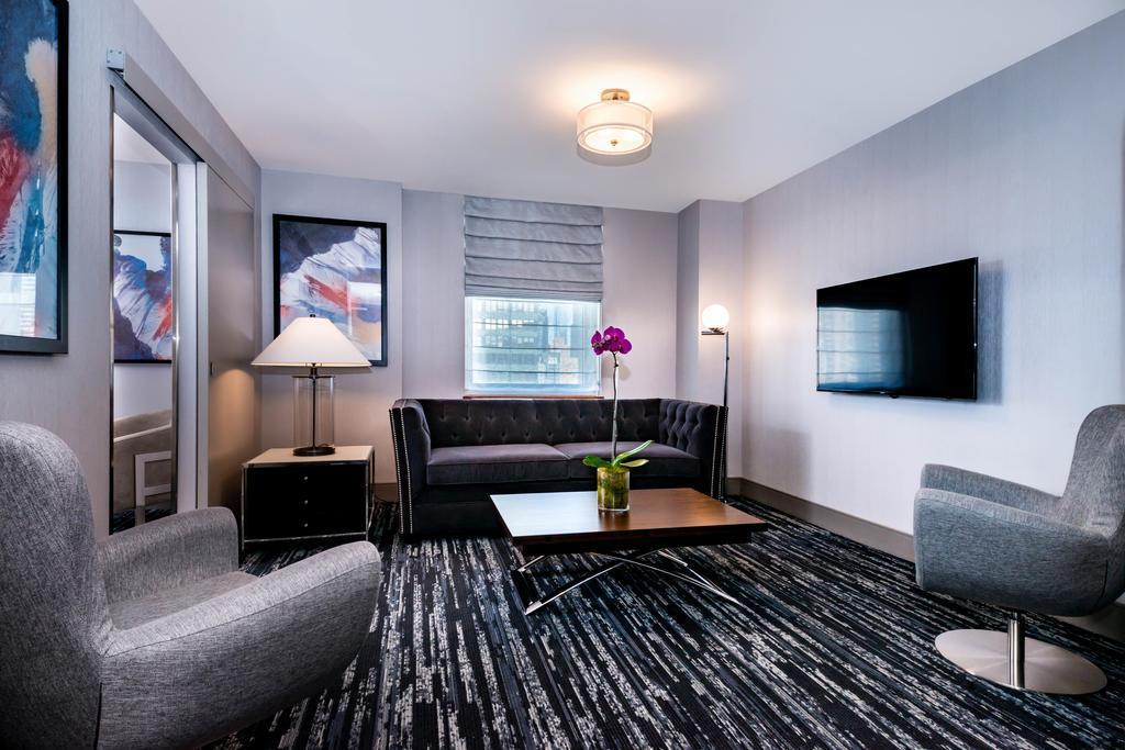 Fairfield By Marriott Manhattan Times Square 4*