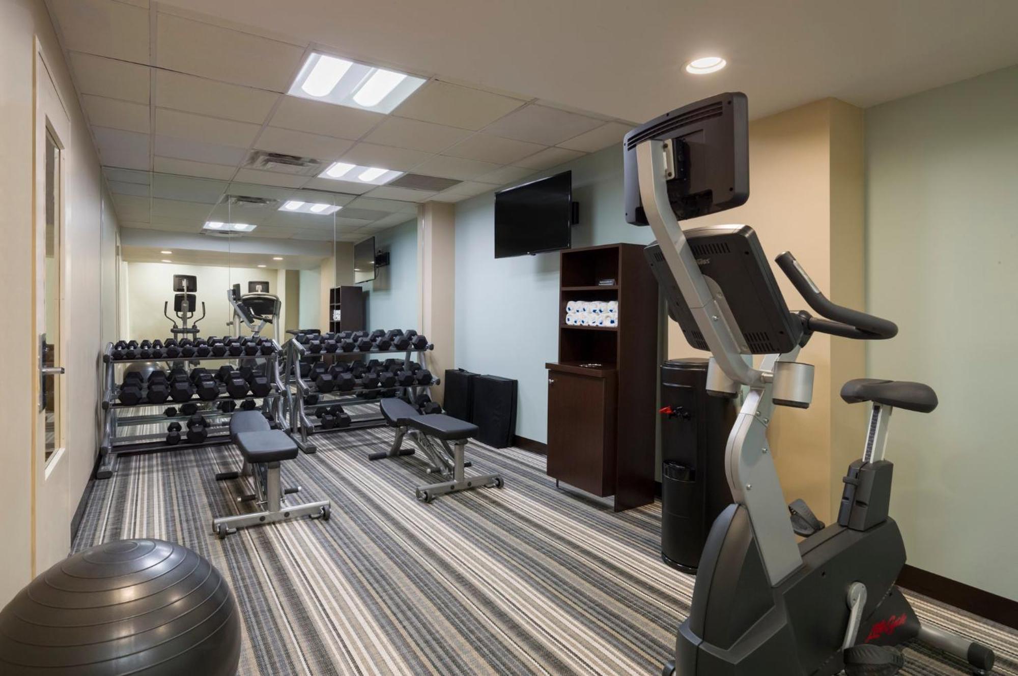 Hotel Candlewood Nyc -times Square By Ihg