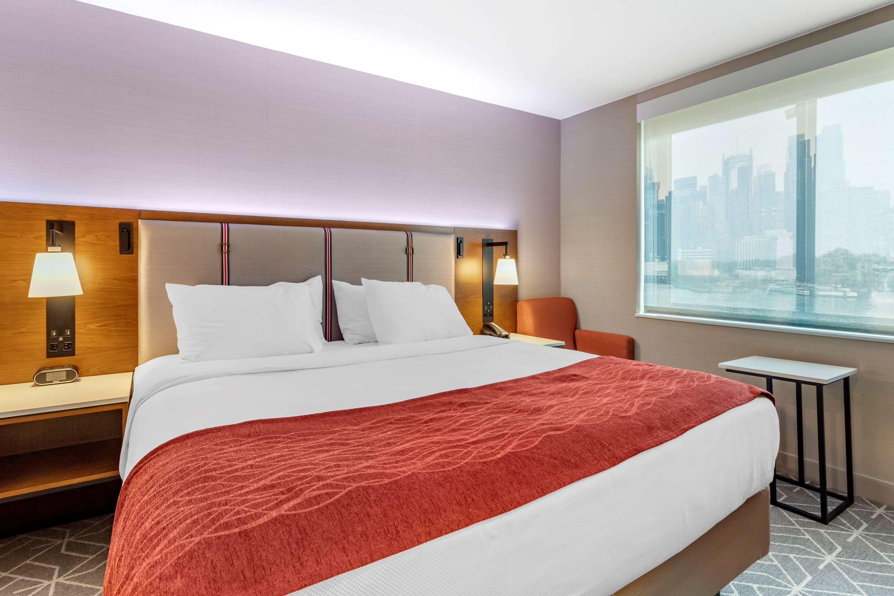 Hotel Comfort Jfk Airport 2*