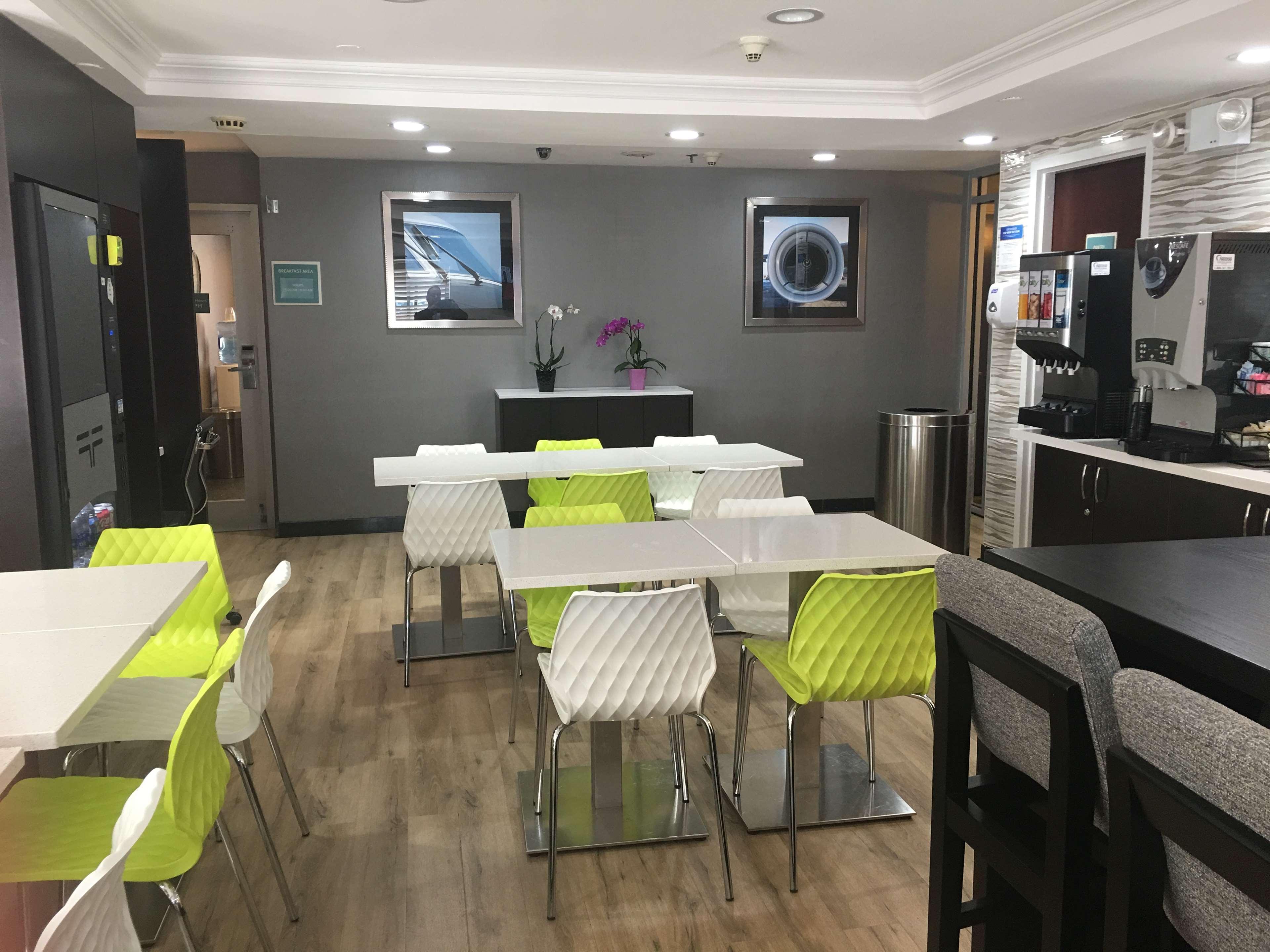 Western Jfk Airport New York