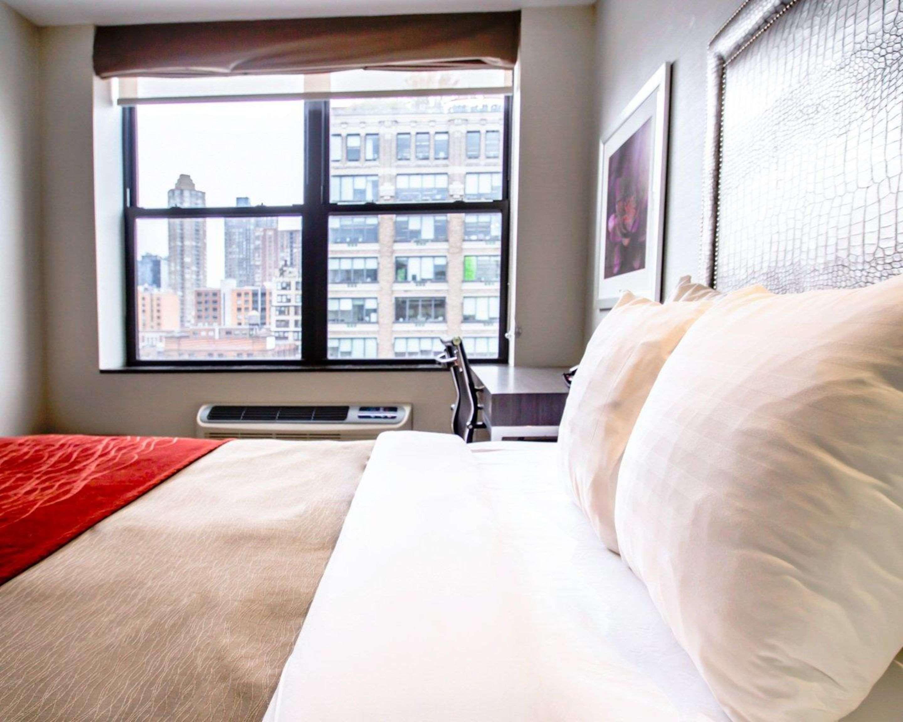 Times Square West Hotel, Bw Signature Collection Hotel