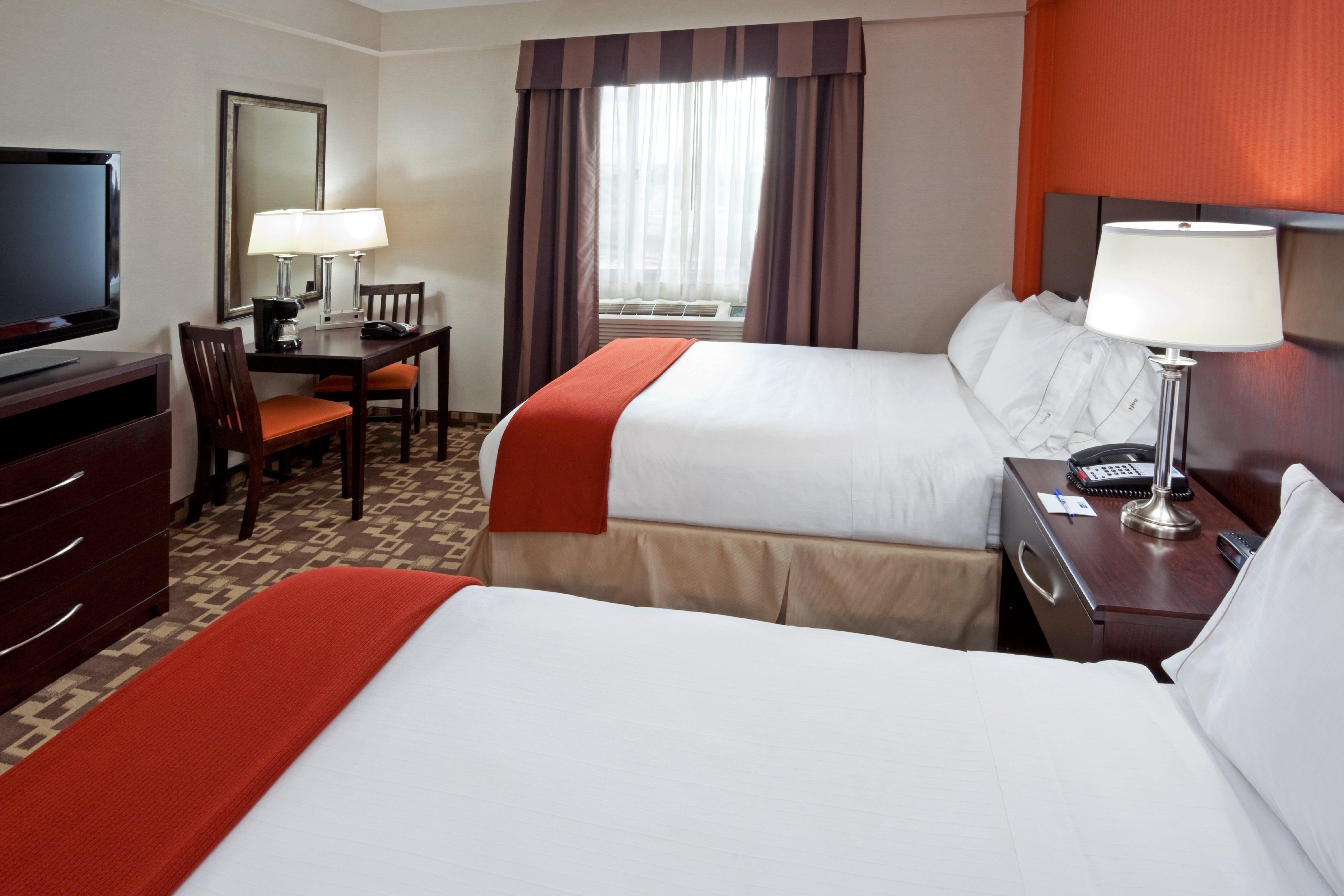 Hotel Express Maspeth By Ihg