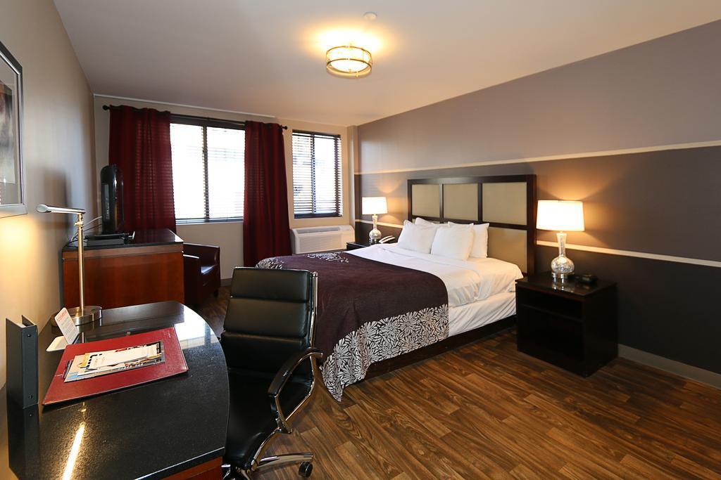 Vetiver / Manhattan Skyline