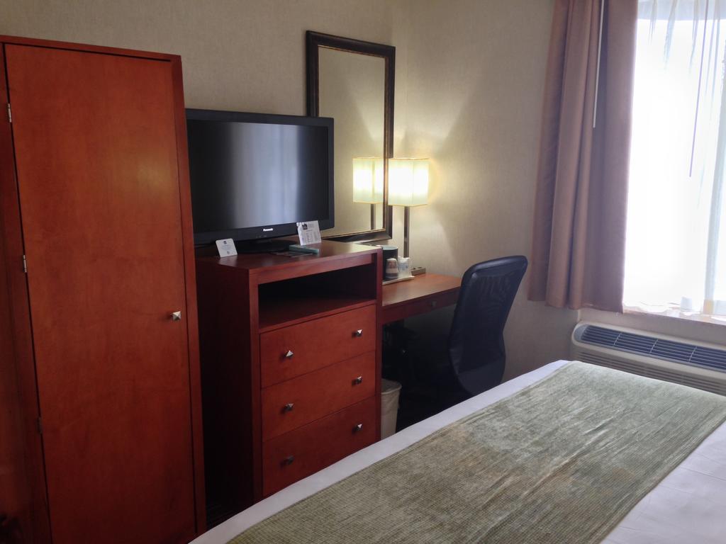 Western Jfk Airport New York