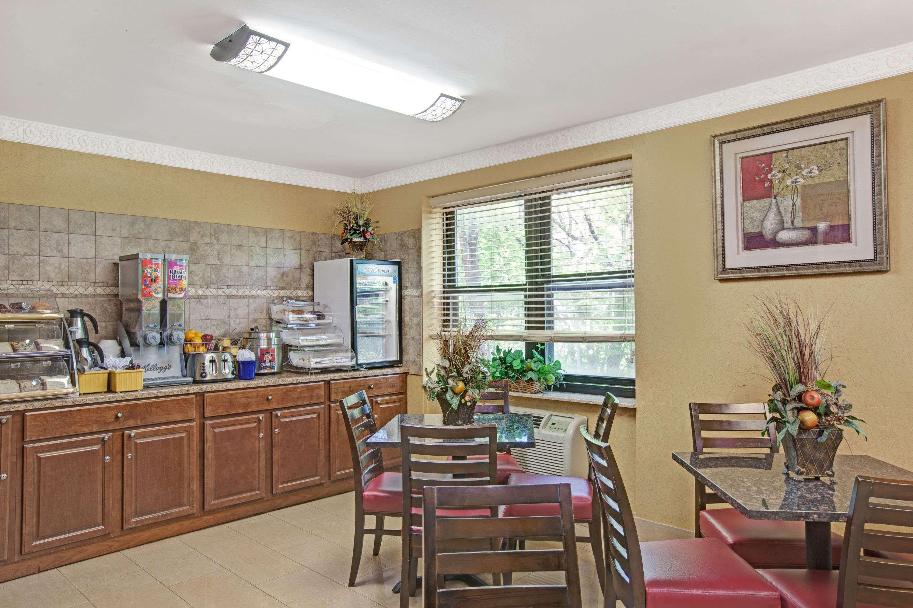 Days Inn Brooklyn 2* New York