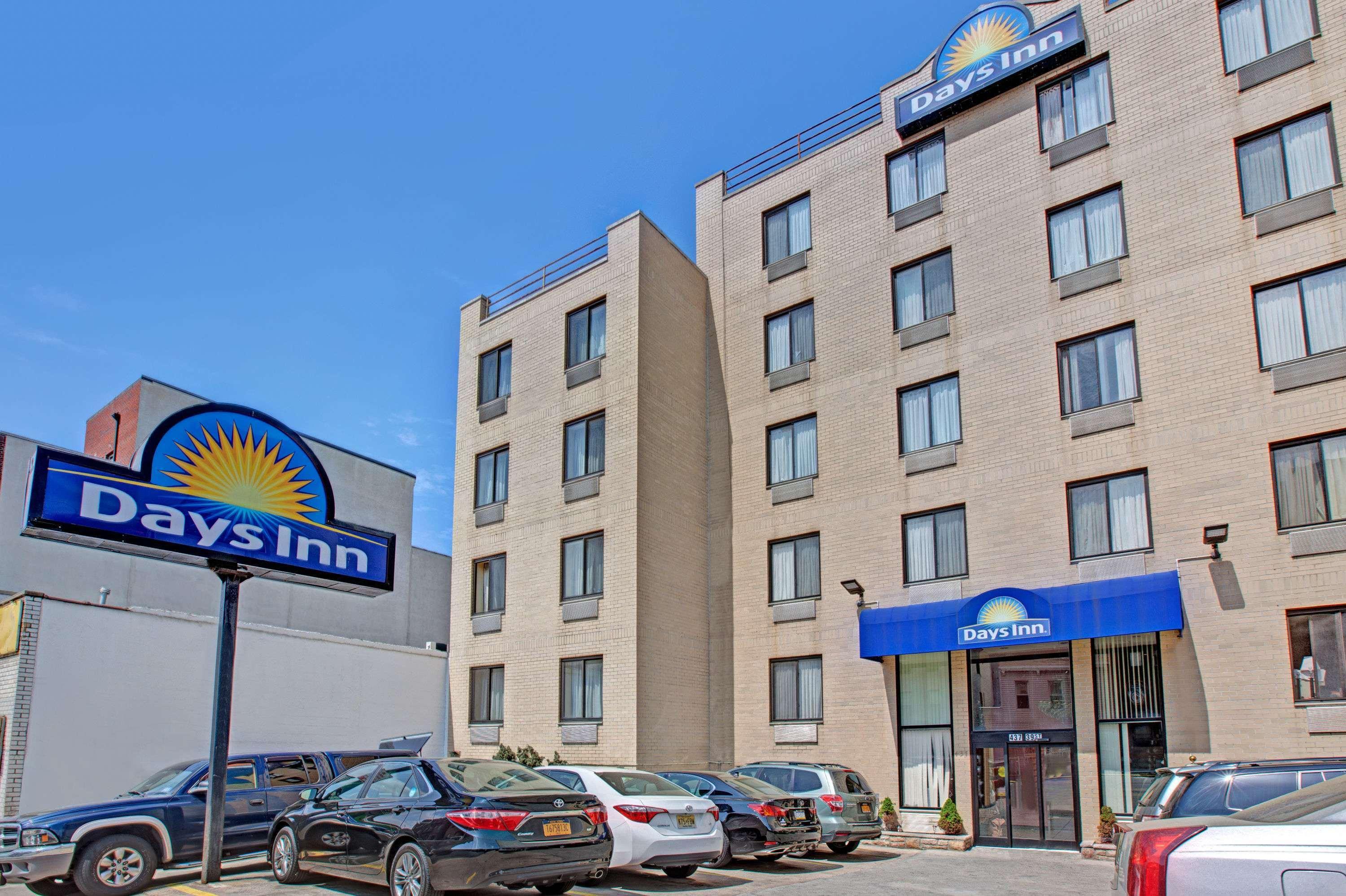 Days Inn Brooklyn Hotel