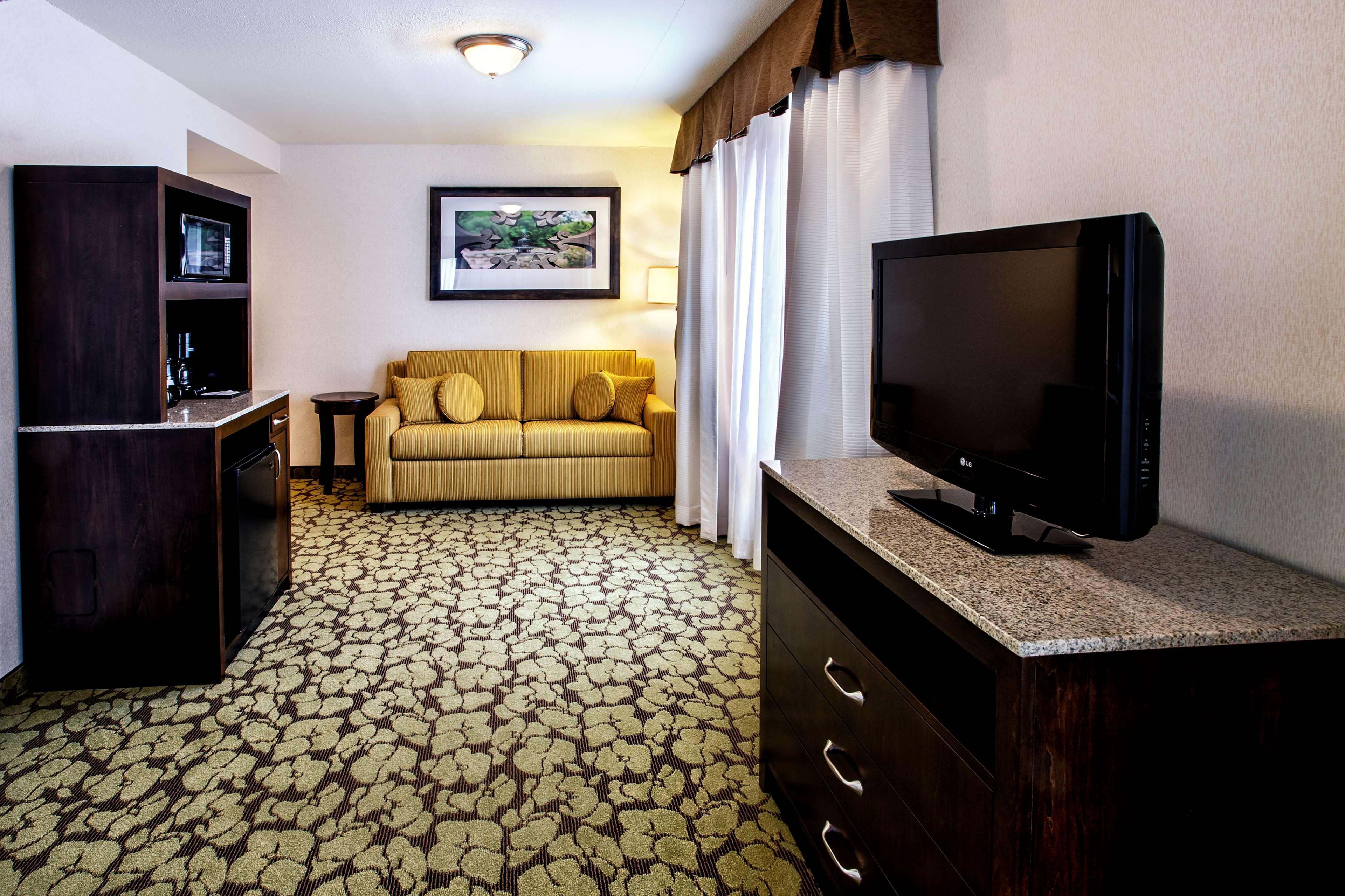 Hilton Garden New York/staten Island Hotel 3*