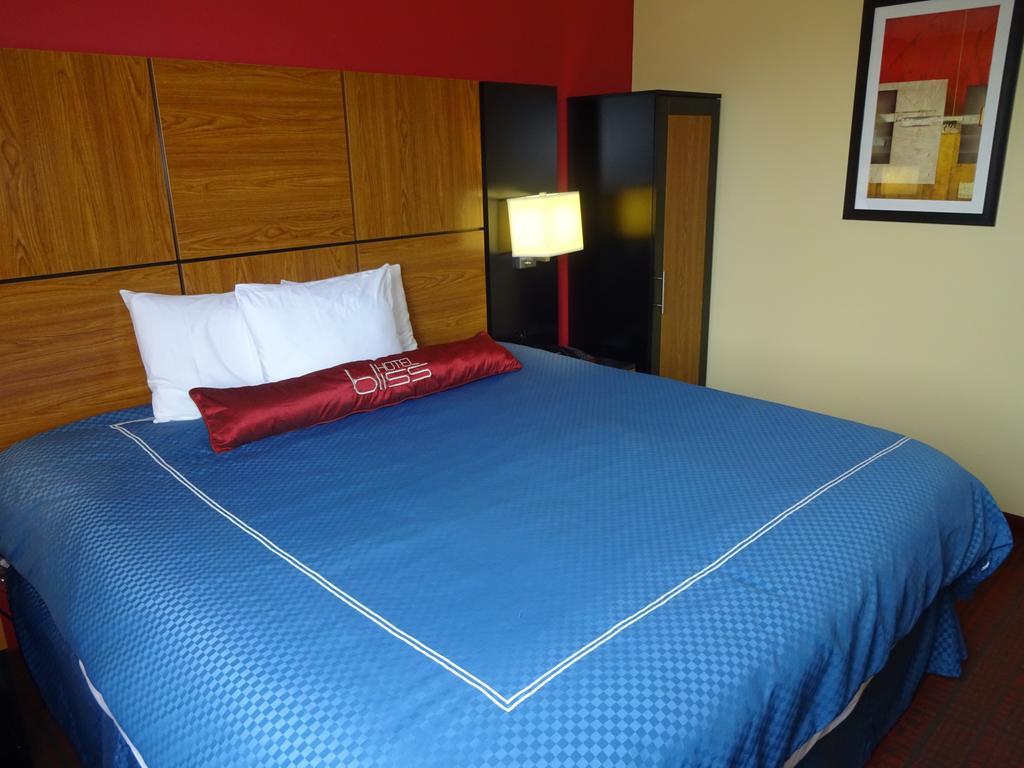 Bliss - Brooklyn Hotel 2*