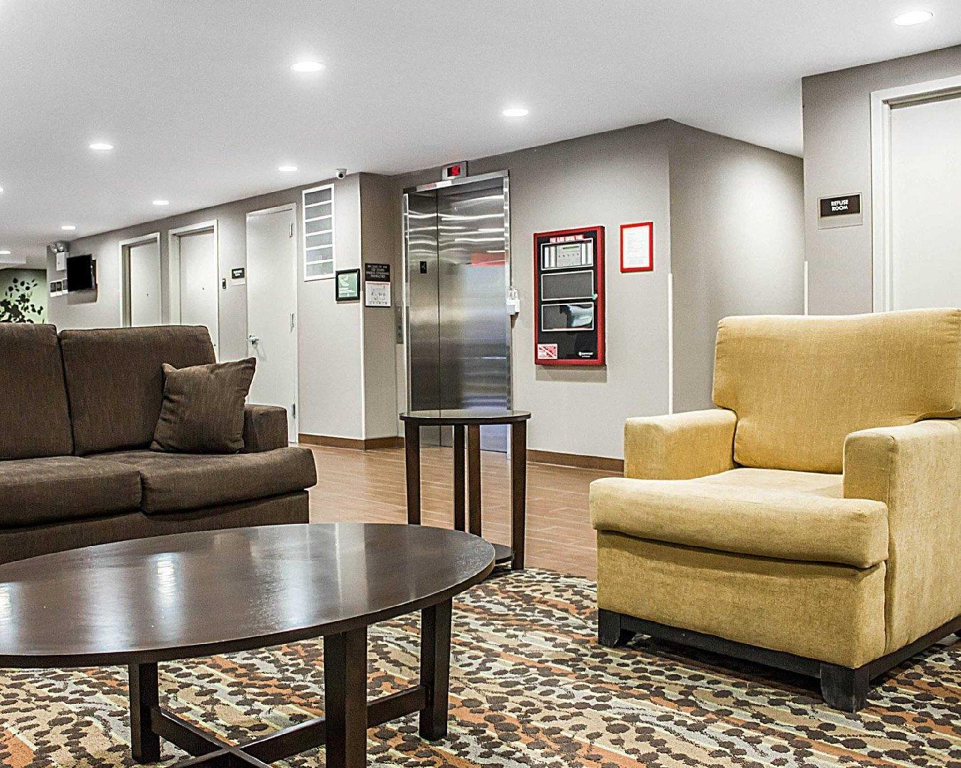 Days By Wyndham Brooklyn Borough Park New York