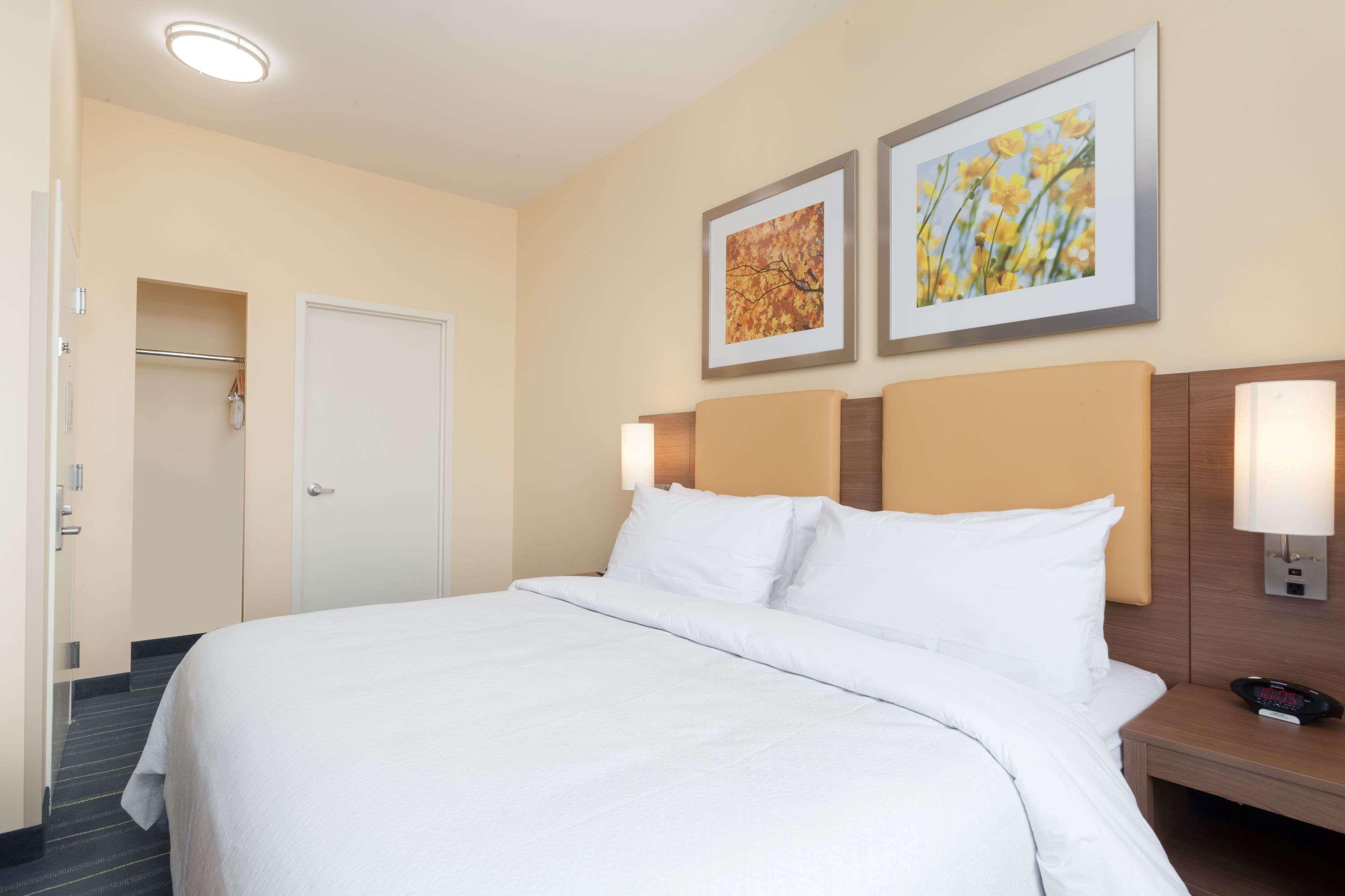 Hotel Days By Wyndham Brooklyn Crown Heights 2*