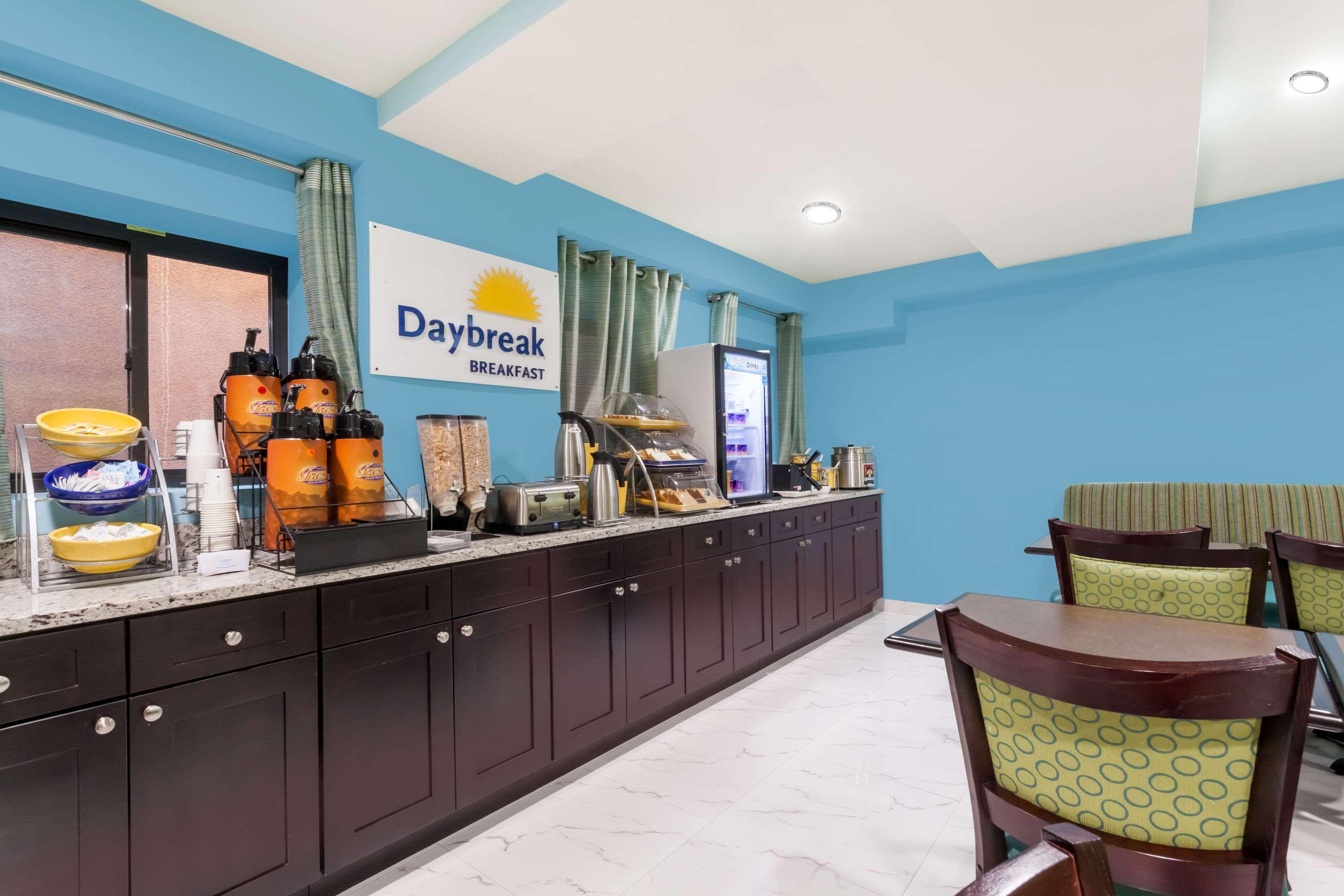 Days & By Wyndham Jamaica Jfk Airport 2* New York