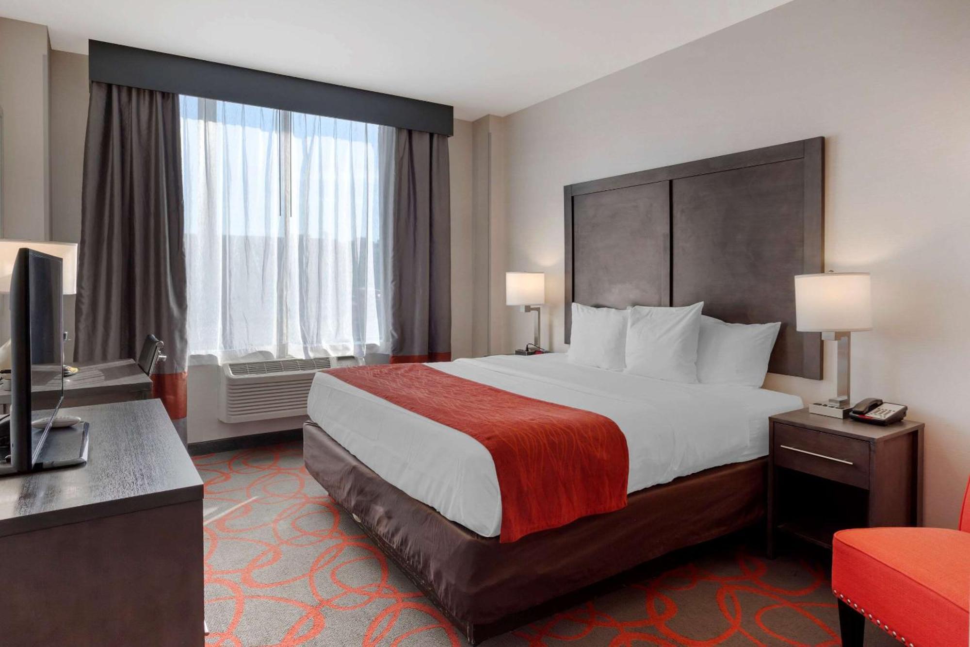 Comfort & Near Stadium Hotel 4*