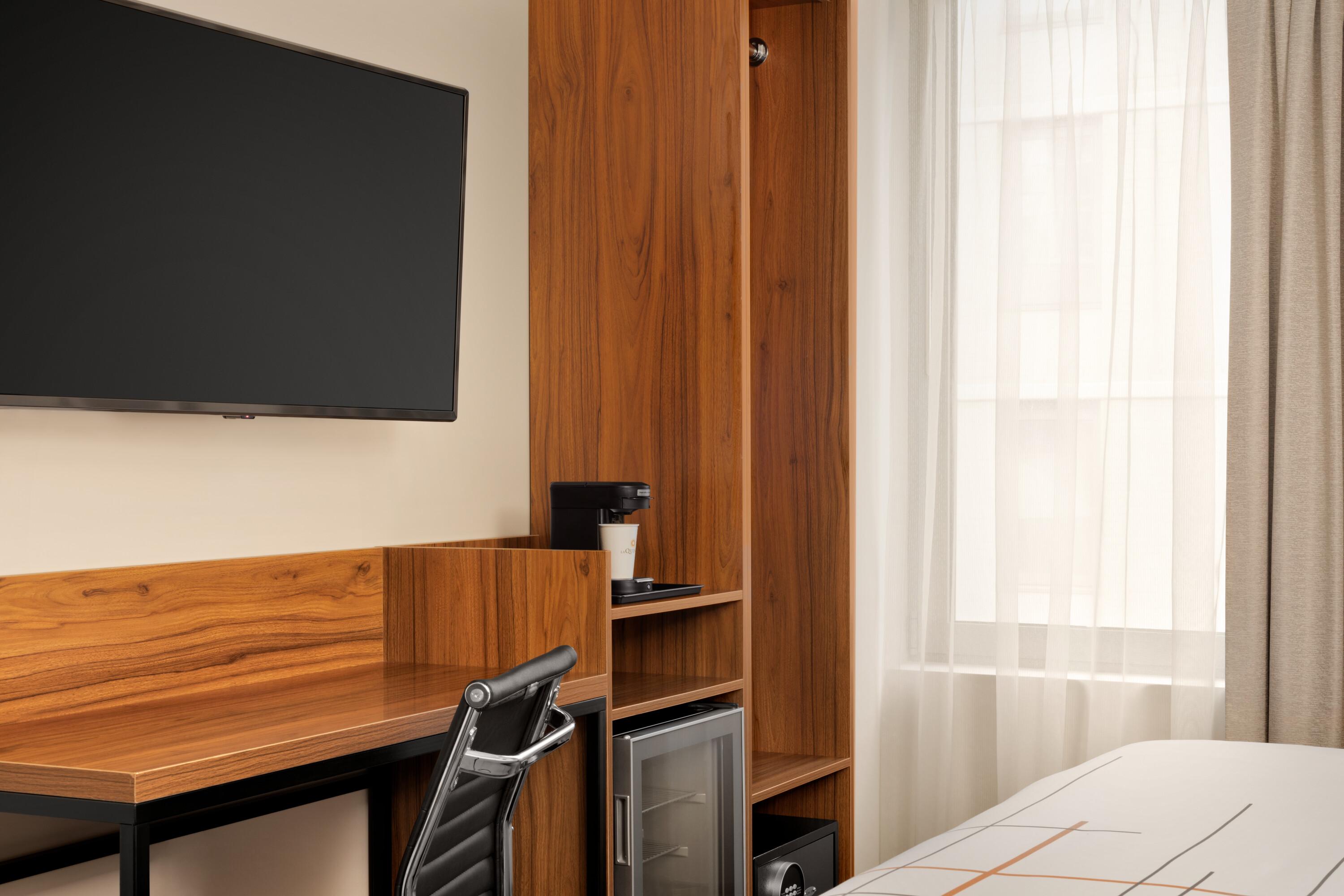 La Quinta By Wyndham Time Square South New York