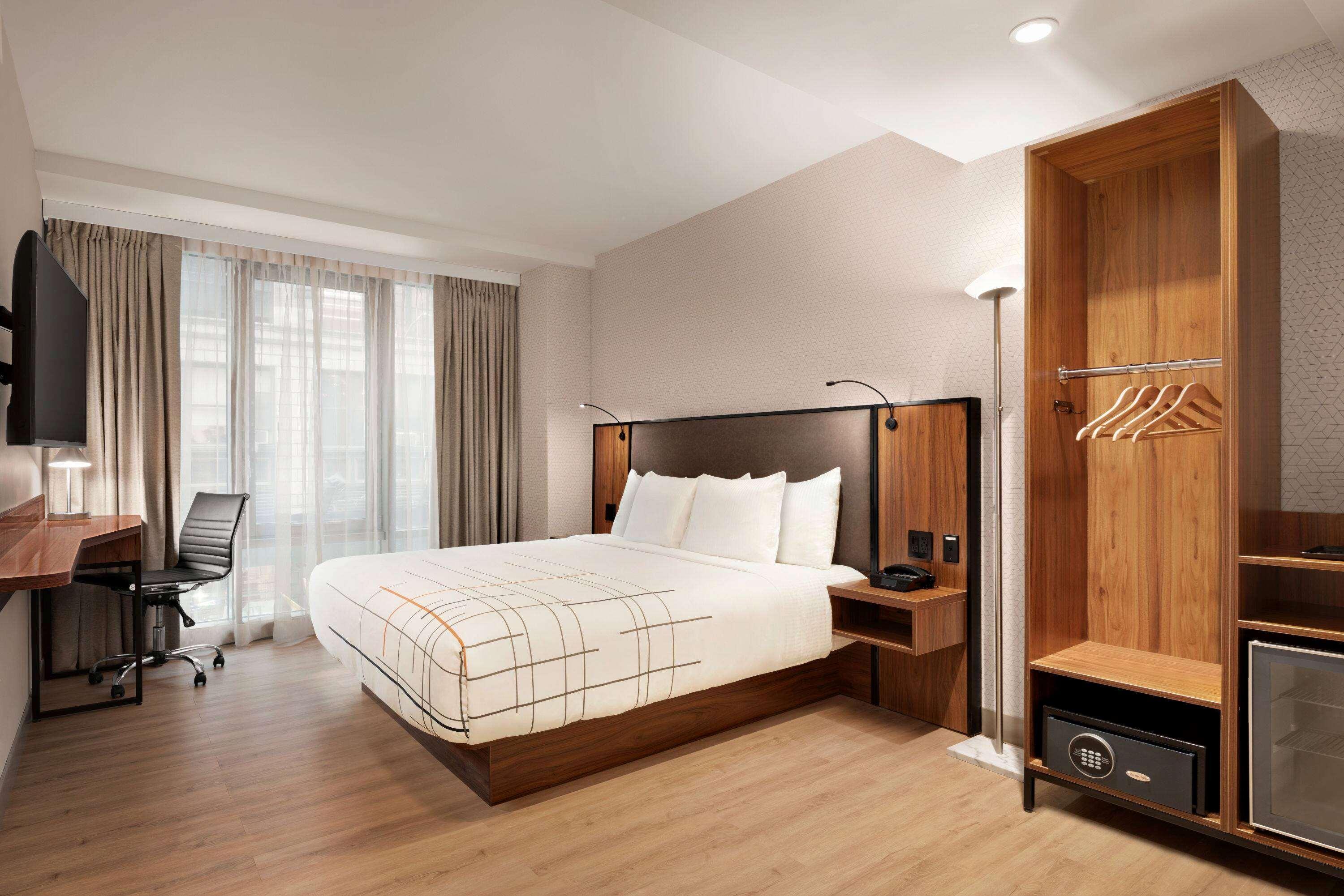 La Quinta By Wyndham Time Square South