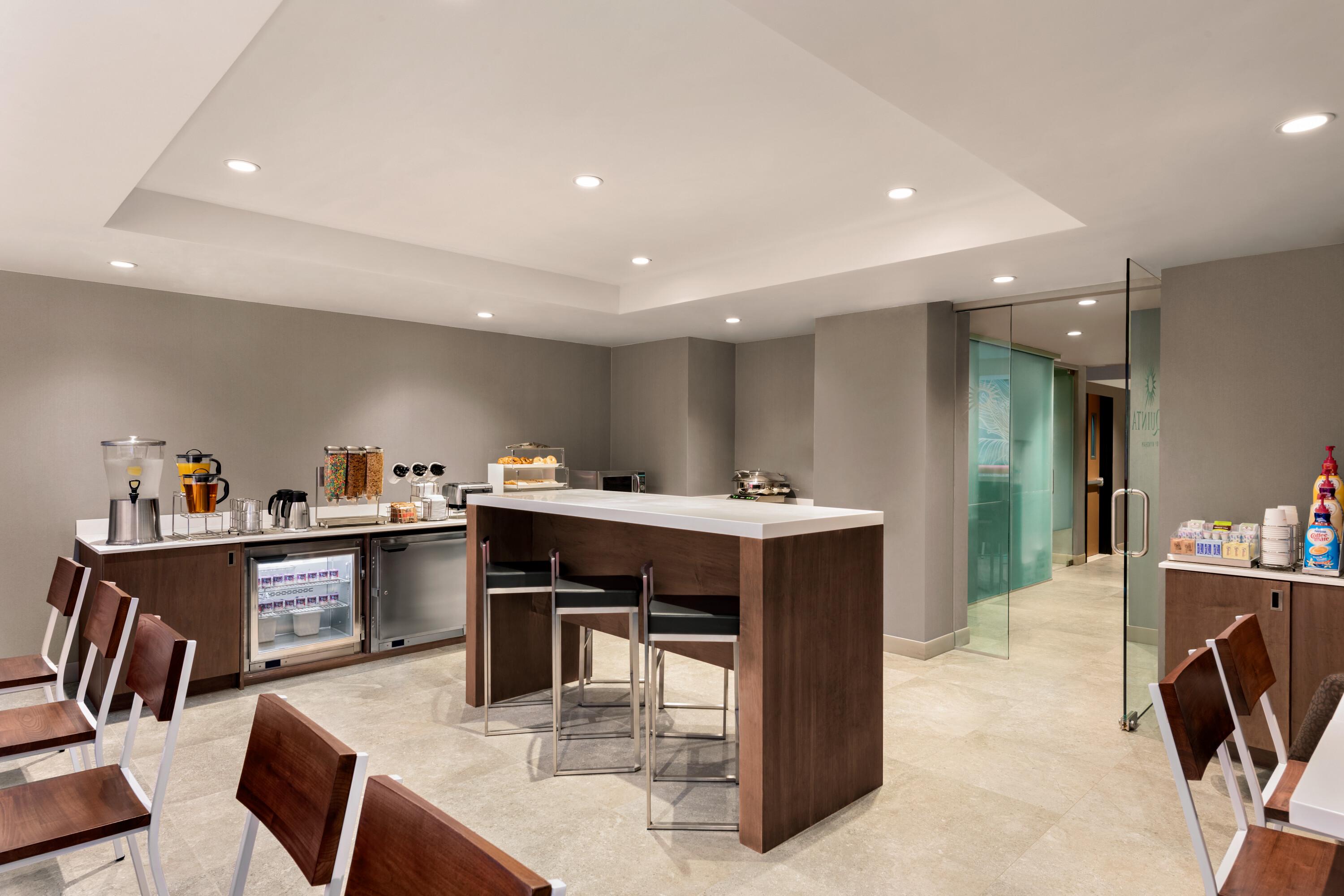 La Quinta By Wyndham Time Square South