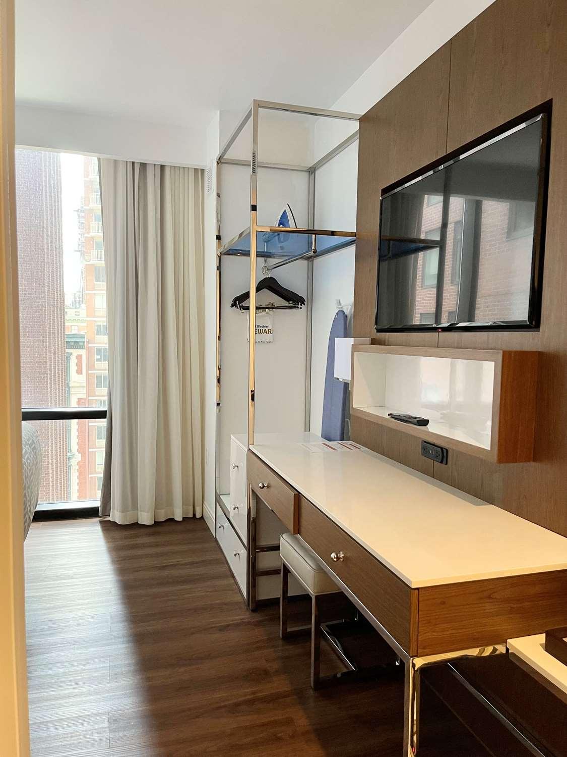 Western Premier Empire State