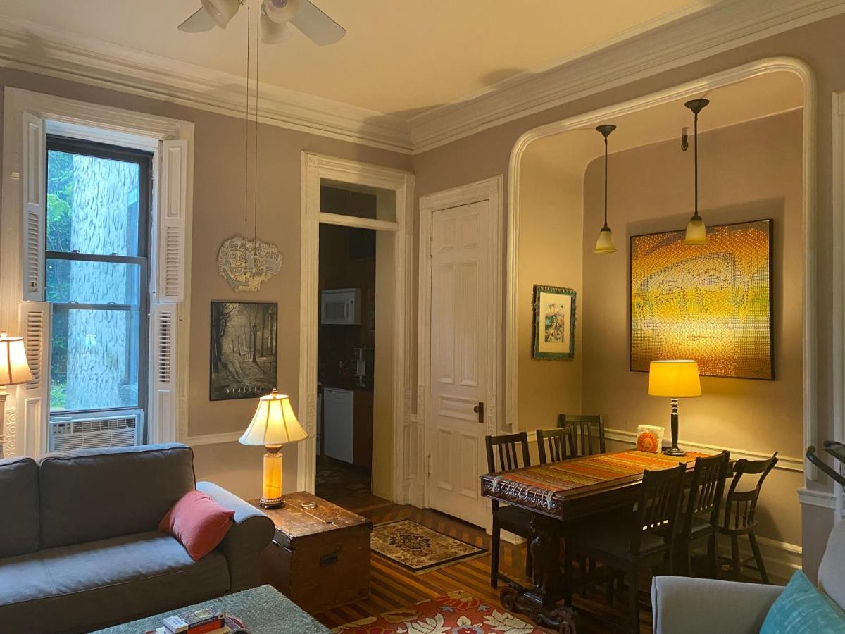 Brownstone Loft 30 Day Bookings Apartment