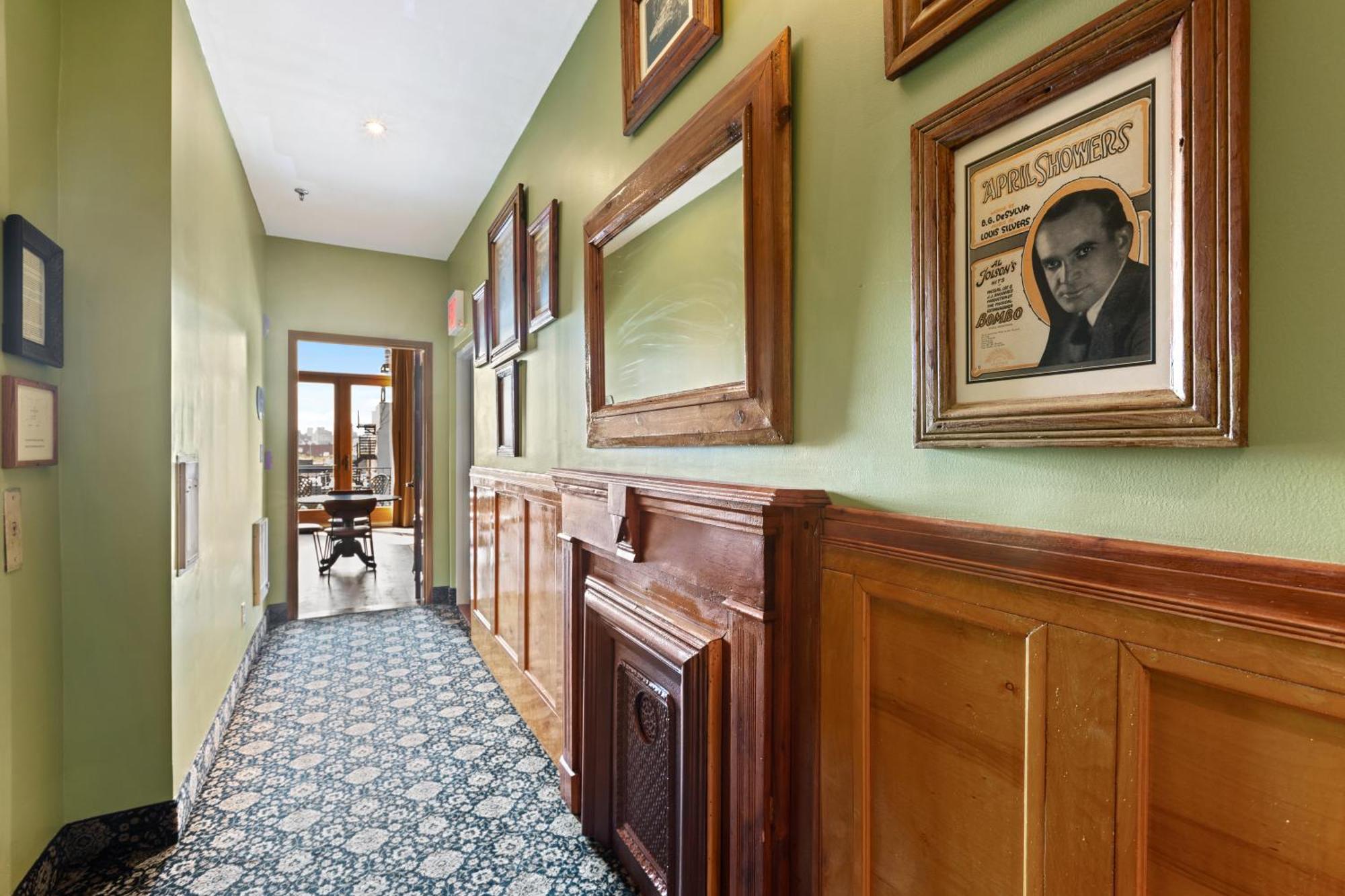 Hotel The Historic Blue Moon - Nyc New York