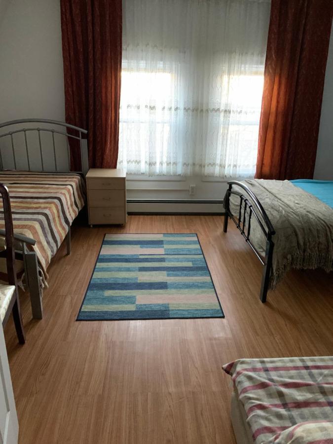 Classical American House 3 * New York