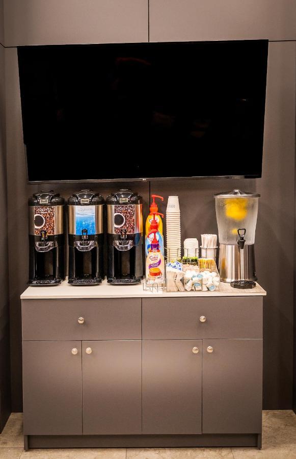 La Quinta By Wyndham Time Square South Hotel