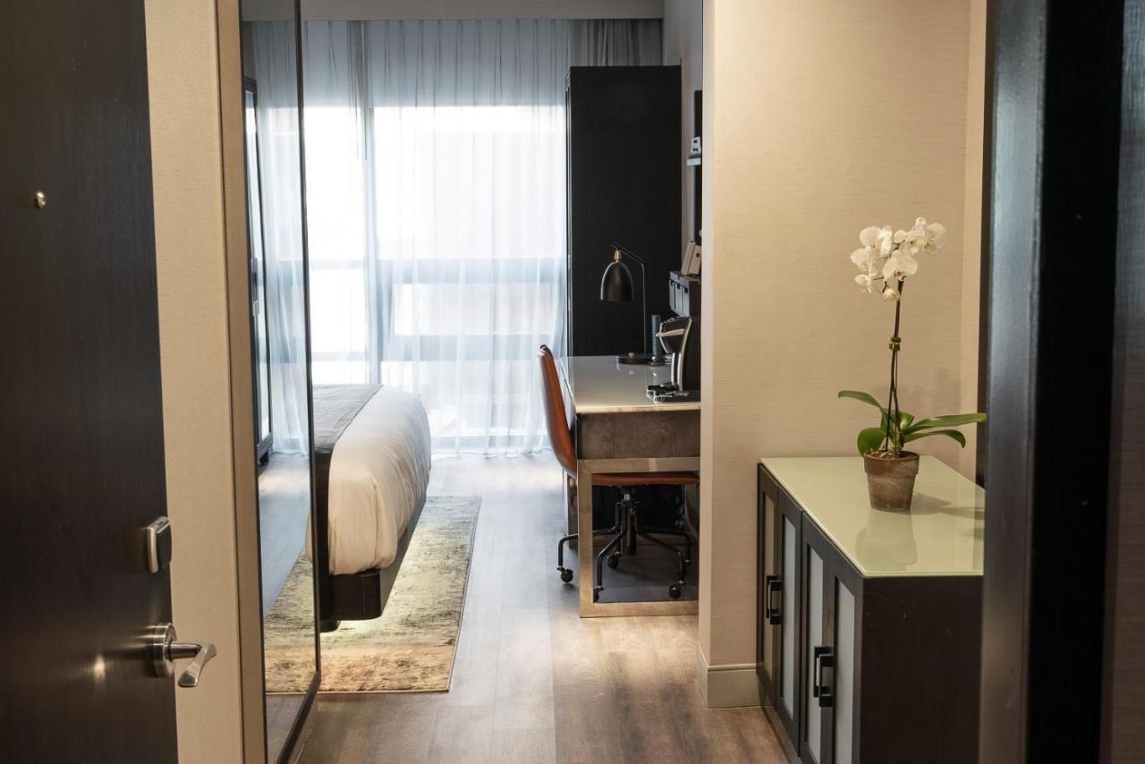 42 Williamsburg Hotel