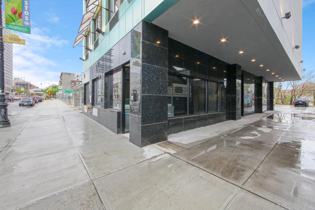 365 Bronx - Yankee Stadium New York