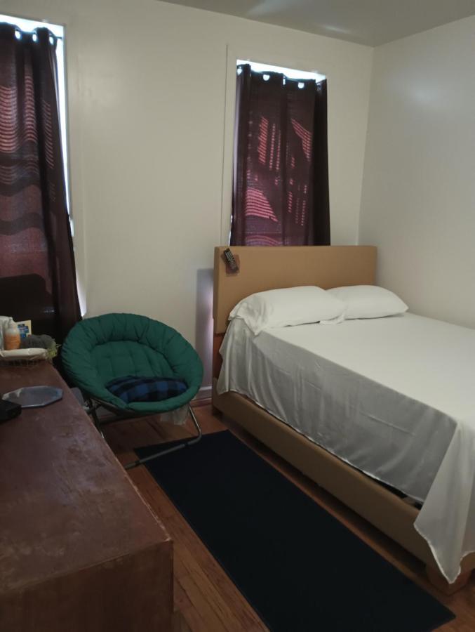 Quiet Crib * New York