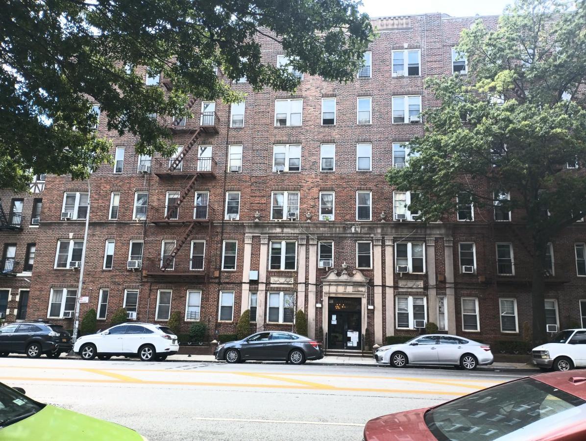 Quiet Crib * New York