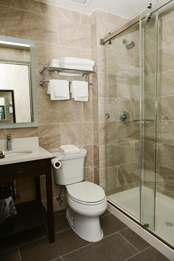 Days By Wyndham Bronx Nyc Hotel New York