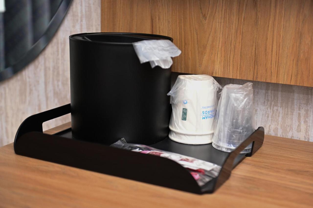 Hotel Days By Wyndham Bronx Nyc New York