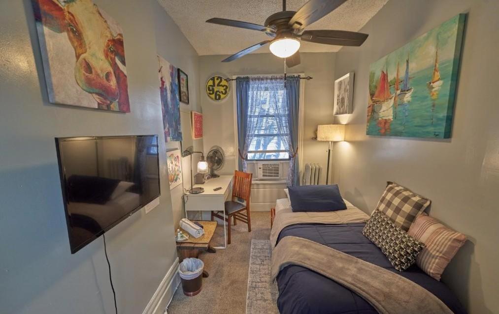 Irving Manor Guest house