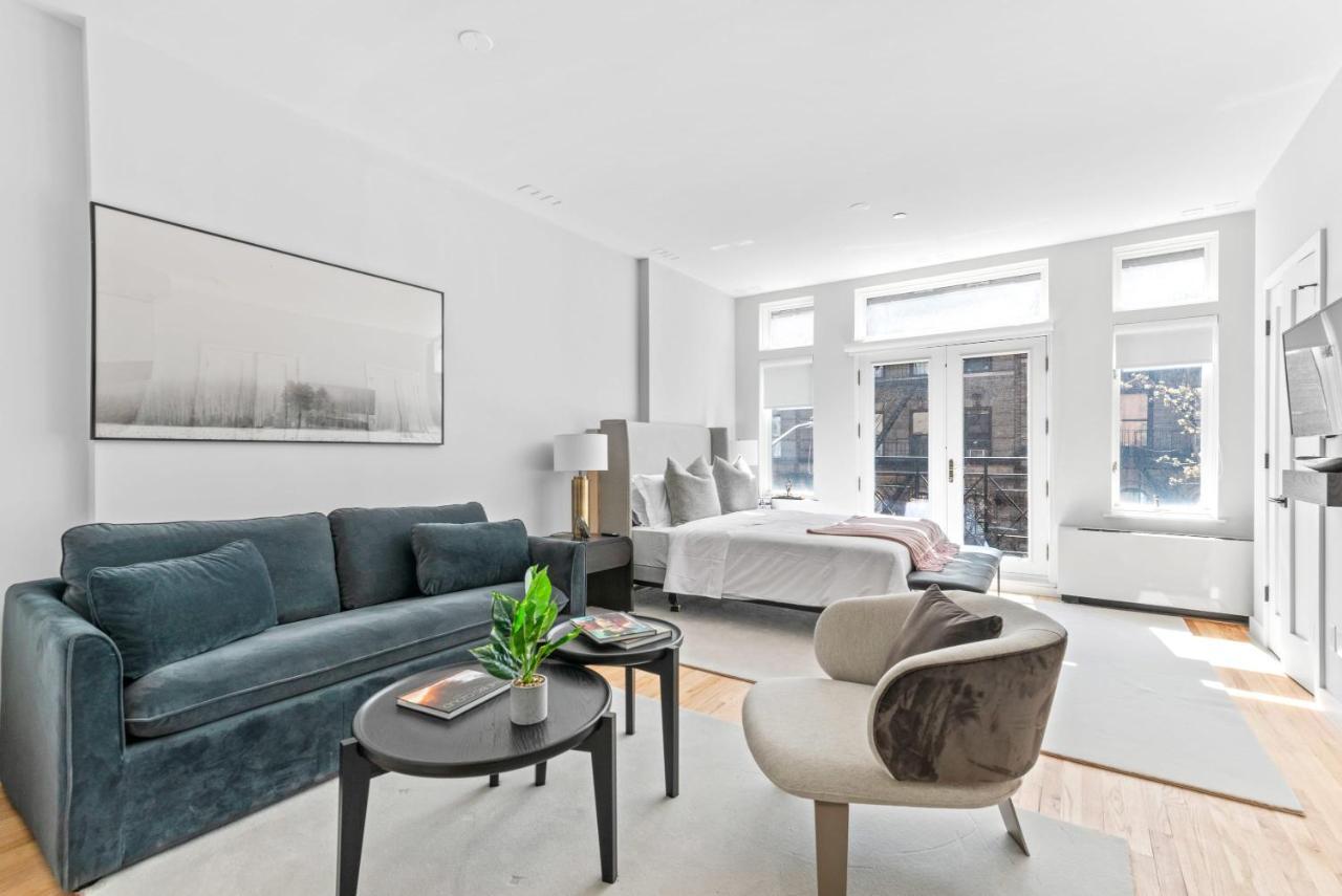 Luxe Studio Apt With Charming Juliet Balcony * New York