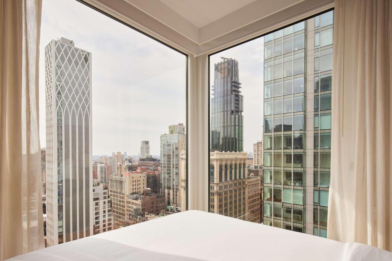 Arlo Nomad New York