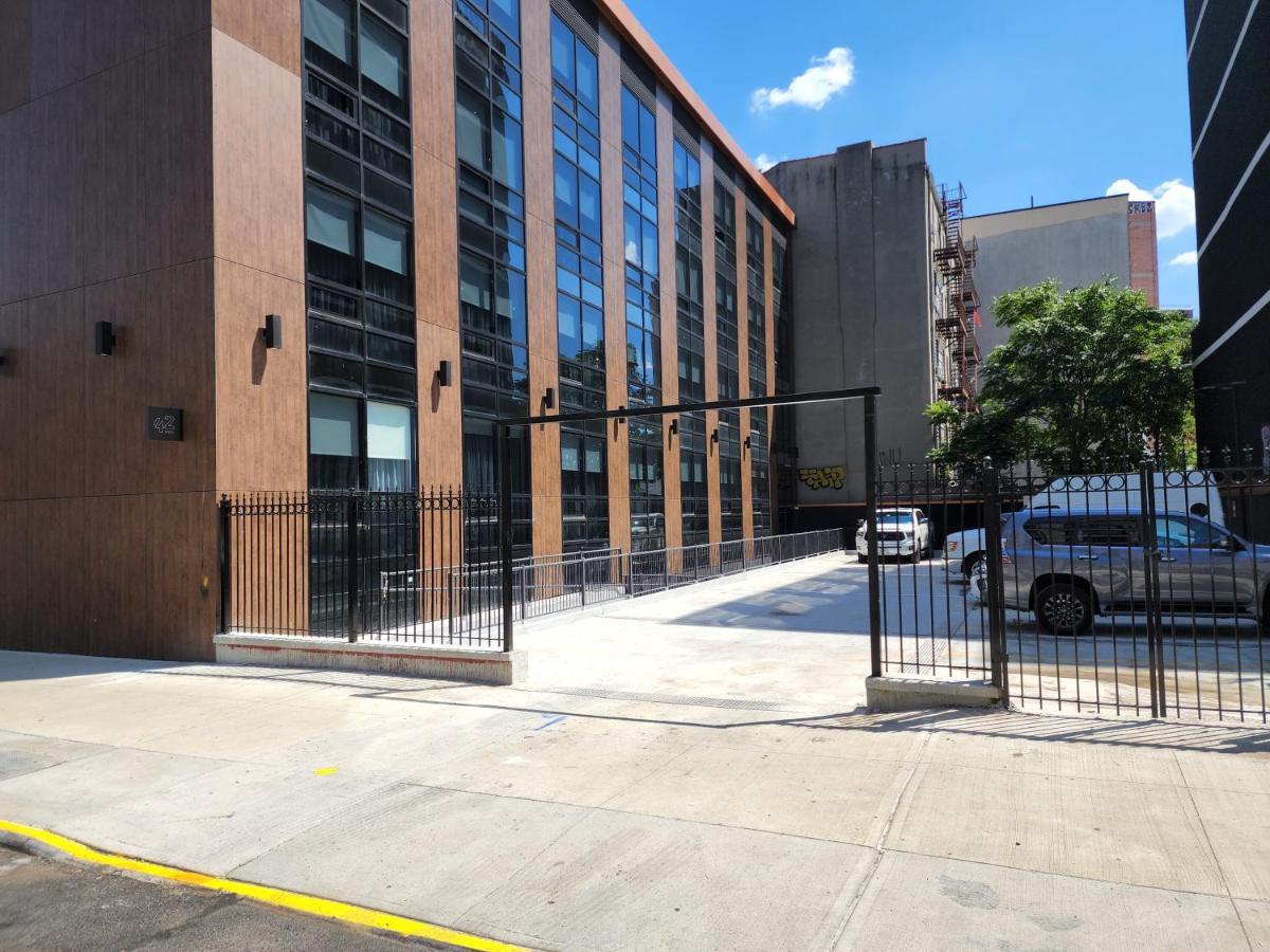 Hotel 42 Williamsburg 4*