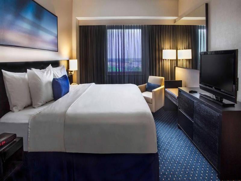 Hotel Courtyard By Marriott Jfk Airport 3*