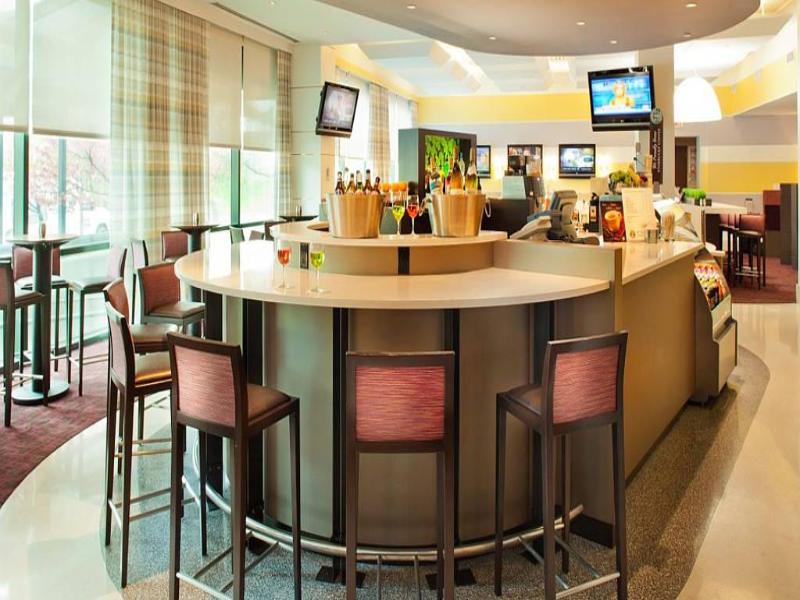 Hotel Courtyard By Marriott Jfk Airport New York