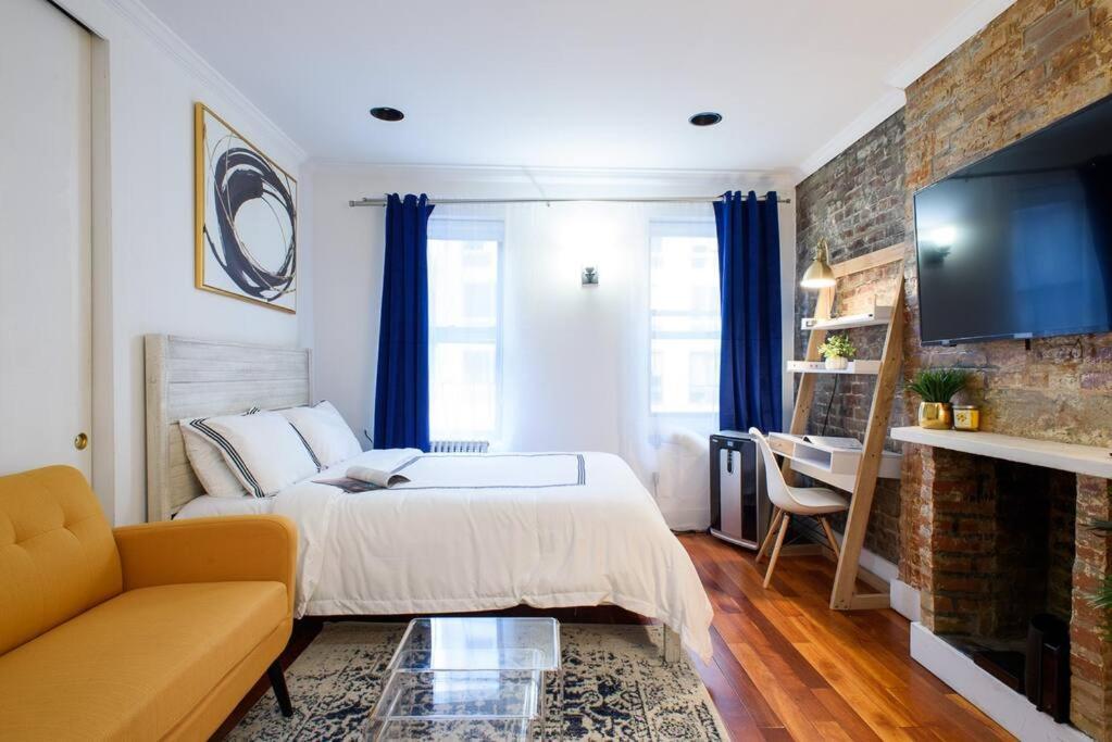 Apartment 24-17 Renovated Prime Location Wd *