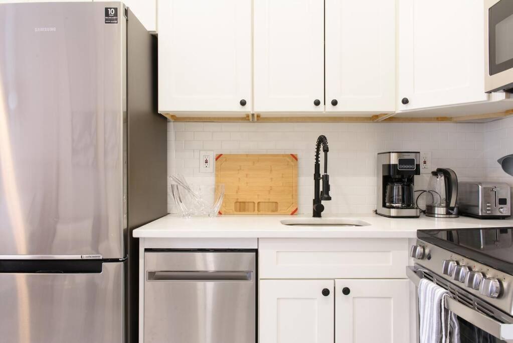240-14 New Prime Location W&d In Unit Appartement New York