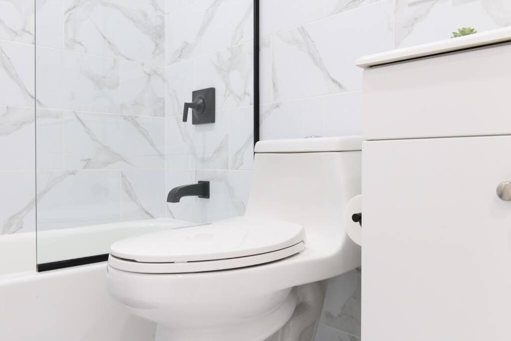 Appartement 240-6 New Prime Location W&d In Unit *