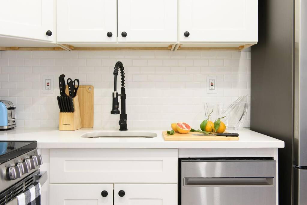 Apartment 240-5 New Prime Location W&d In Unit
