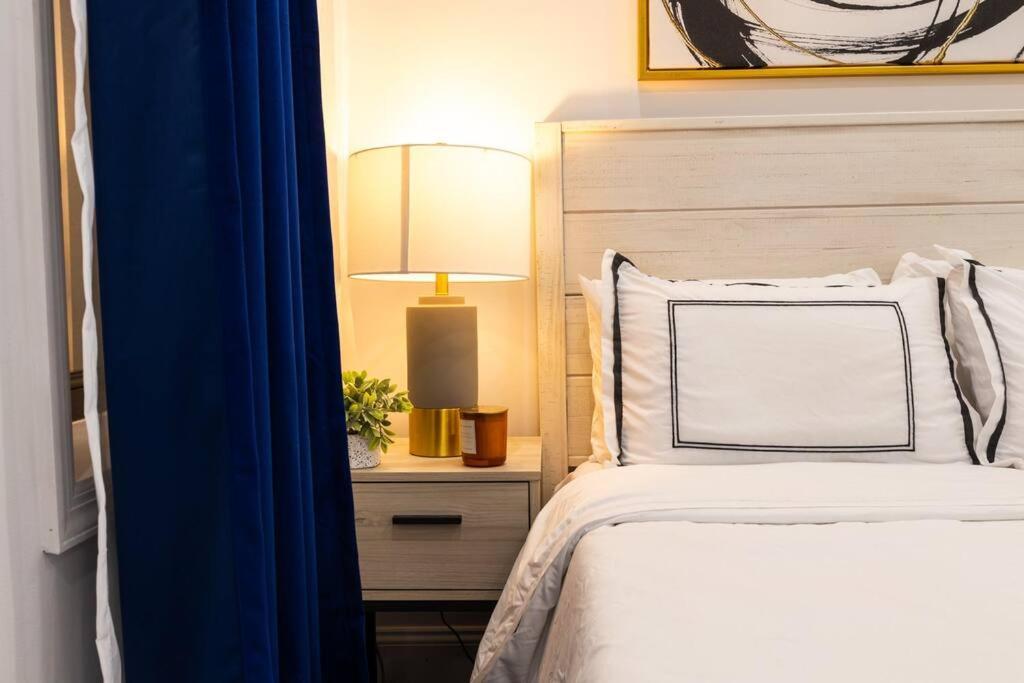 Apartment 69-2d Stylish Lower East Side 1br Brand New