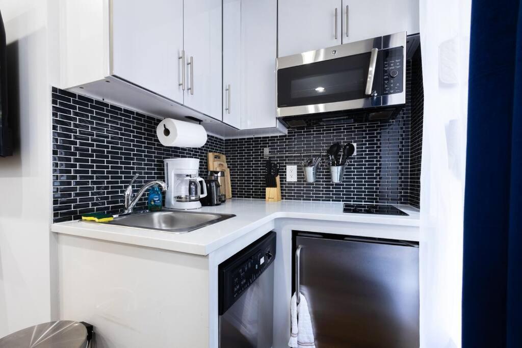 Apartment 69-2d Stylish Lower East Side 1br Brand New New York