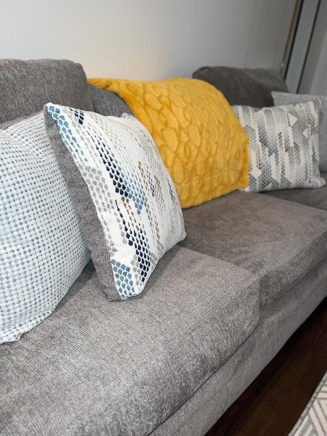 Cozy 1 Bedroom With Outdoor Patio Space Apartment