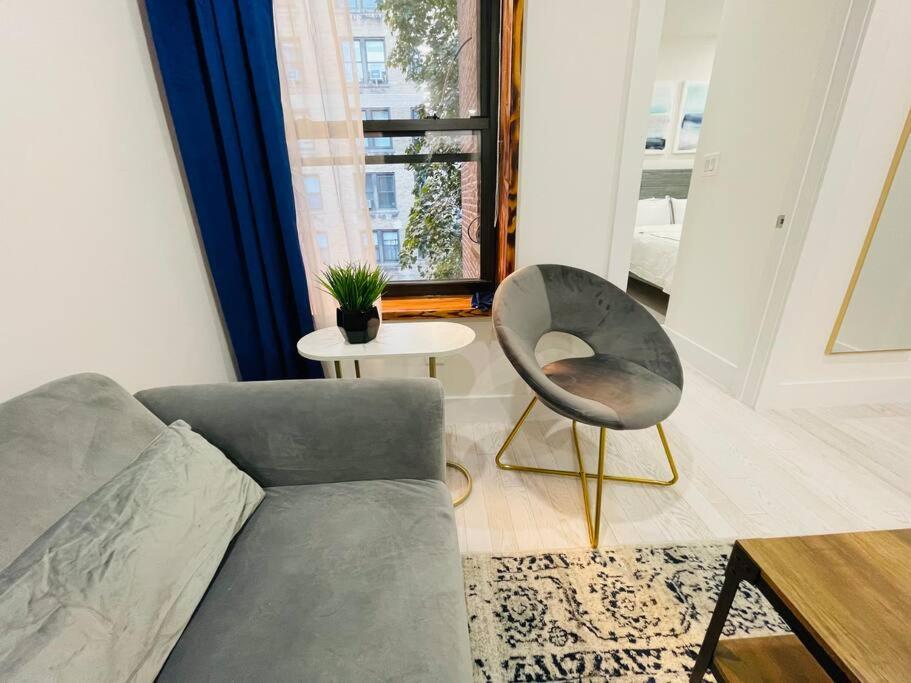 Apartment 78-3a Luxury Brand New Modern 1br W&d