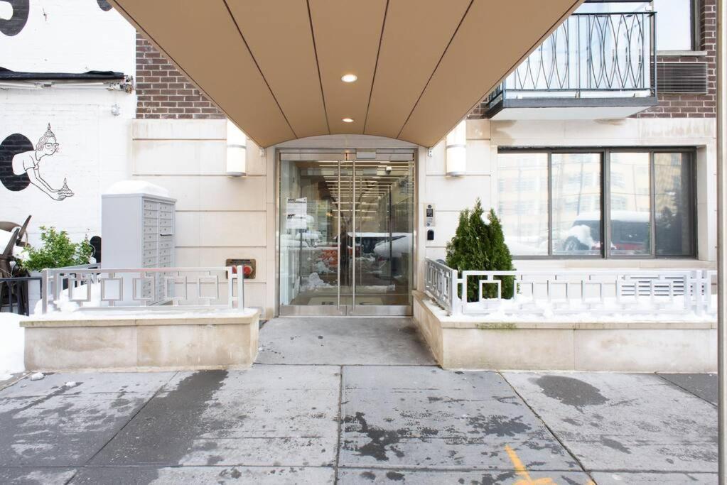 75-2d New Prime Ues W&d Balcony Elevator *