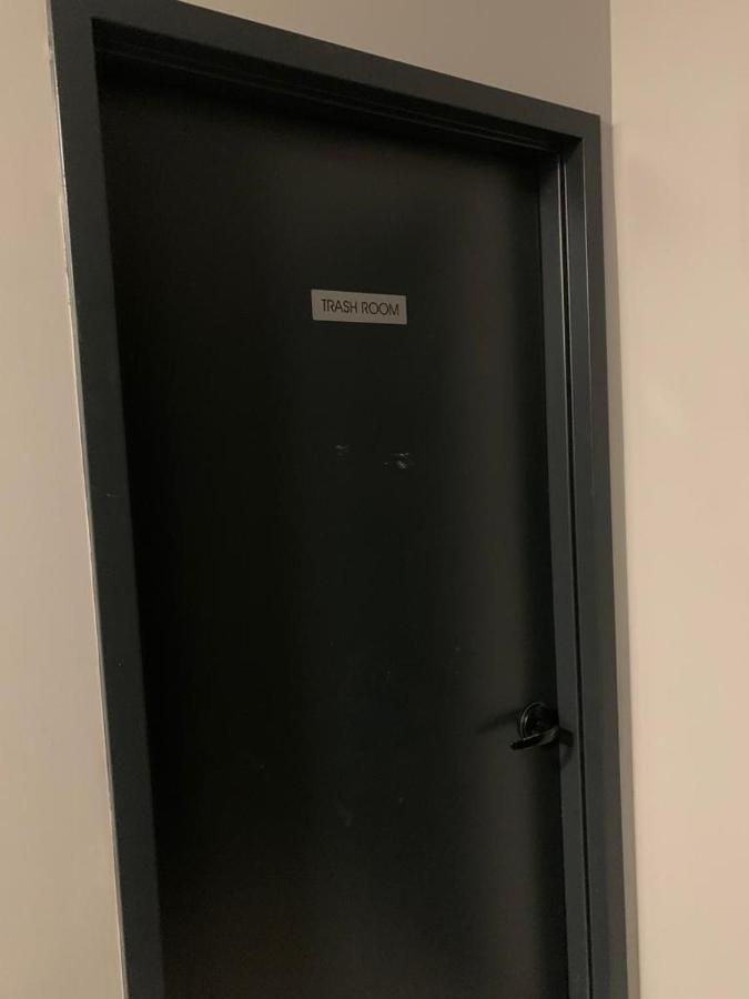 Best Studio You Can Find * New York